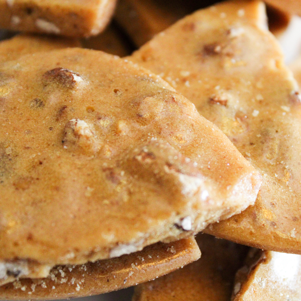 Bourbon Maple Pecan Brittle (5 oz)